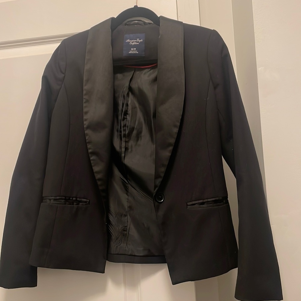 American Eagle black satin collar suit jacket
